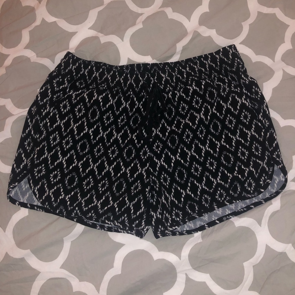 Banana Republic soft black and white shorts